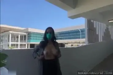 Siskaeee Colplay Memek Basah Gede di Bandara YIA Sange